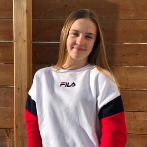 Meet your Posher, Violette